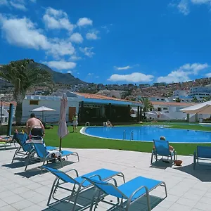 3* Apartahotel Malibu Park